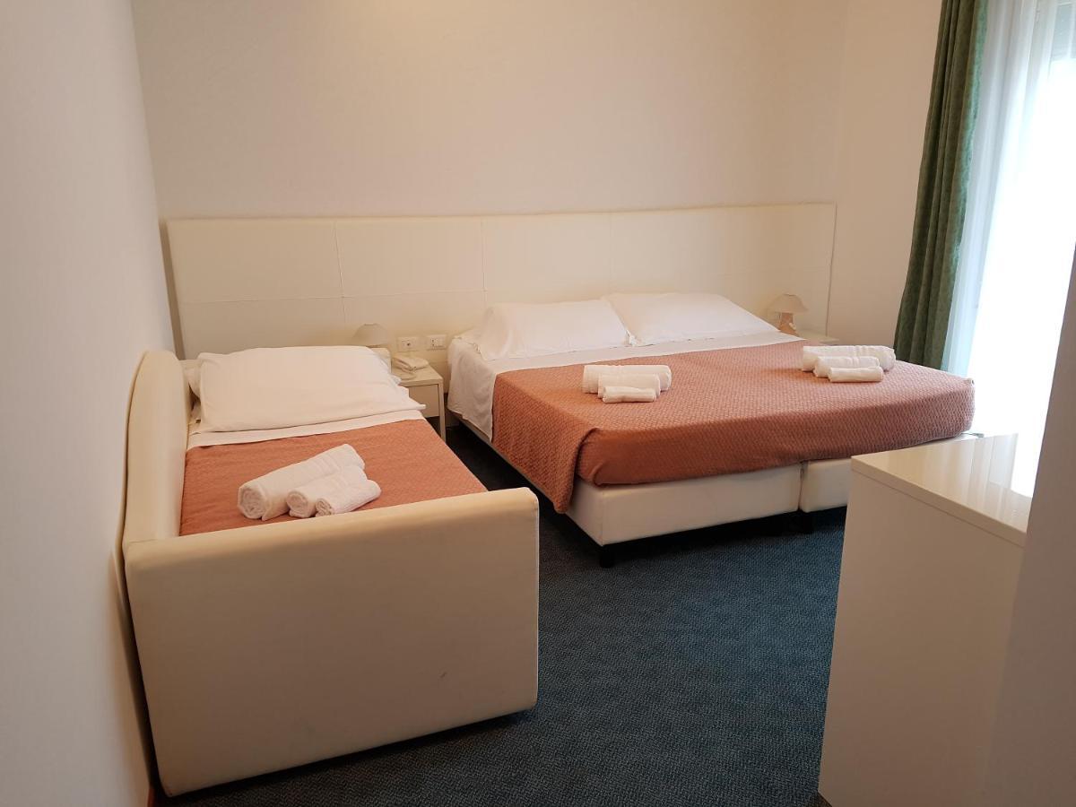 Hotel Sorriso Milano Marittima Luaran gambar
