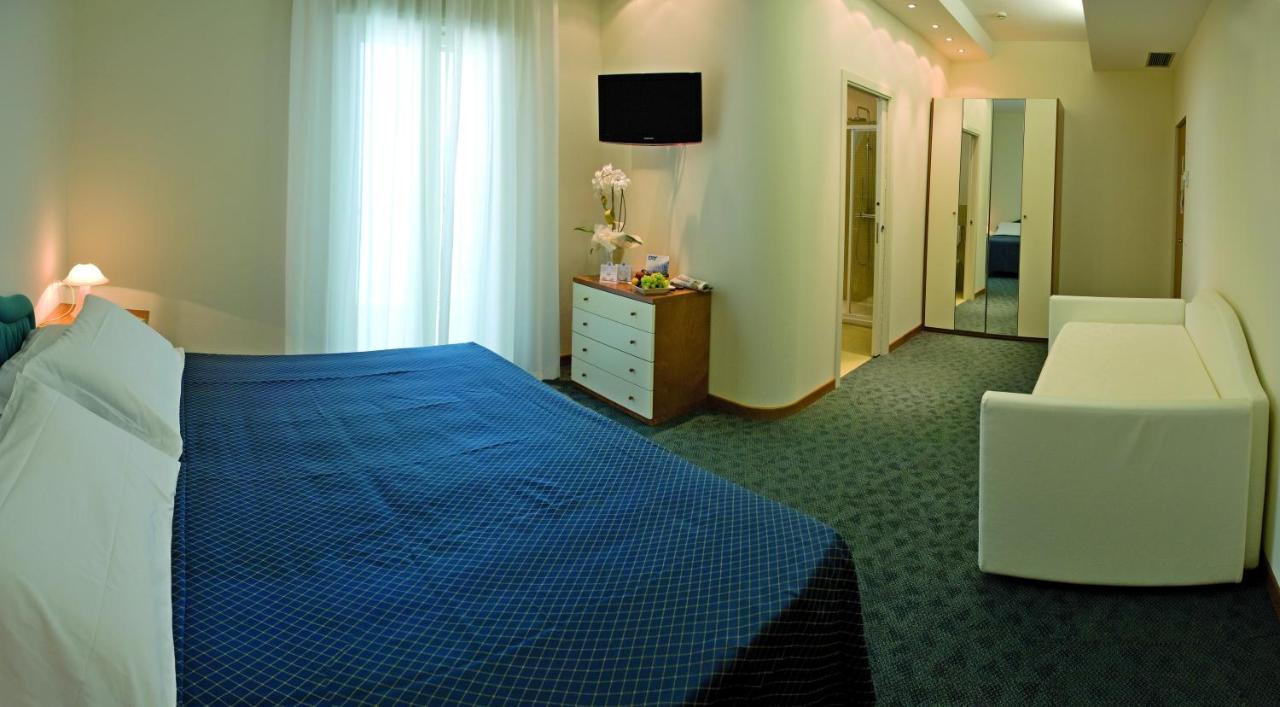 Hotel Sorriso Milano Marittima Luaran gambar