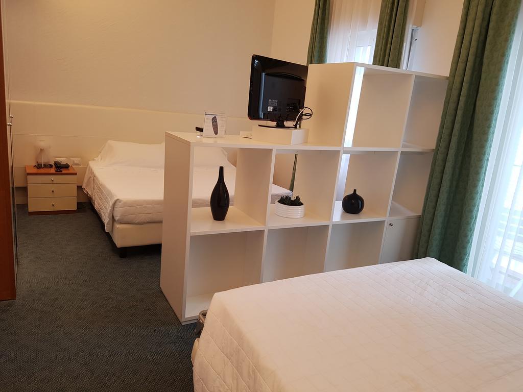 Hotel Sorriso Milano Marittima Luaran gambar