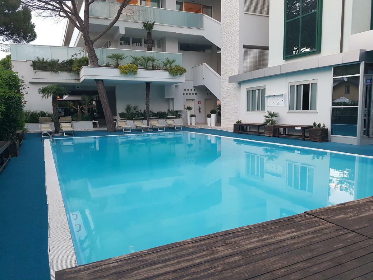 Hotel Sorriso Milano Marittima Luaran gambar