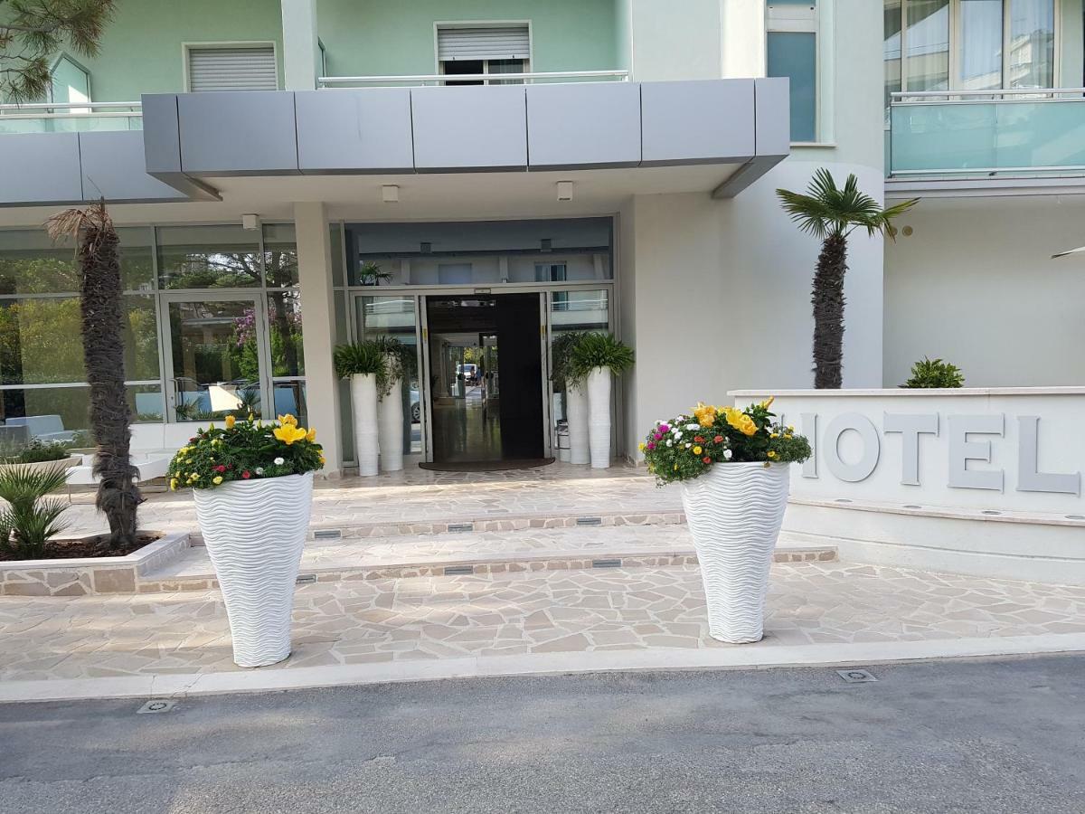 Hotel Sorriso Milano Marittima Luaran gambar